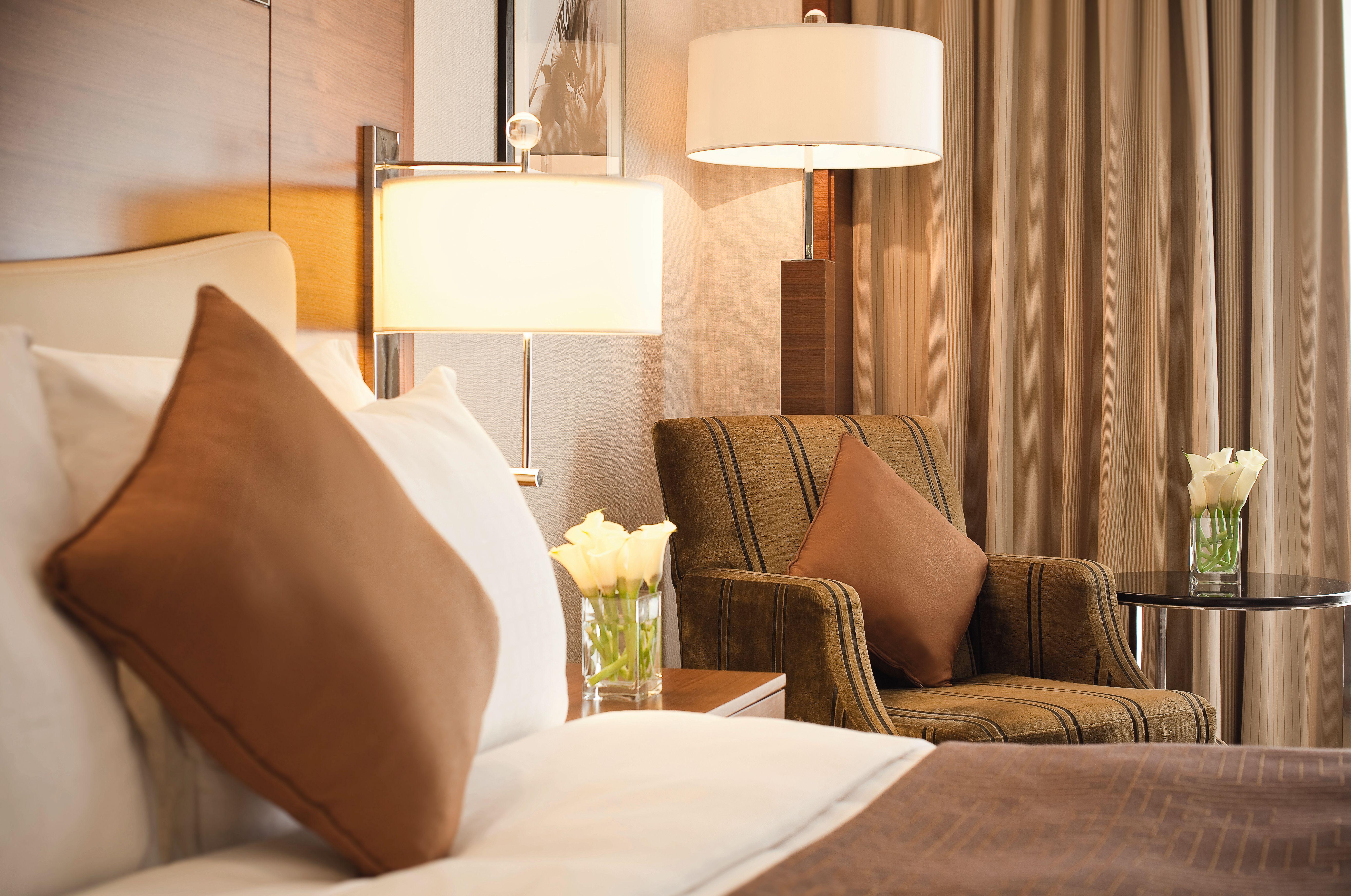 Movenpick Hotel & Apartments Bur Dubai Ngoại thất bức ảnh